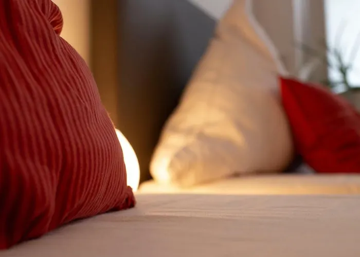 埃森内城公寓 *